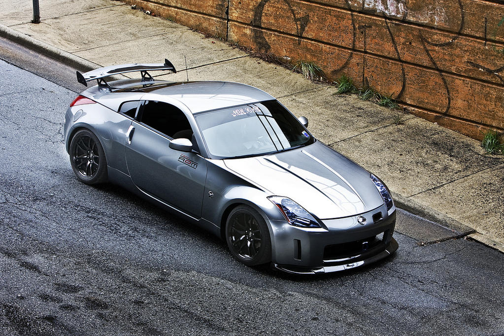 2004 Nissan 350Z photo