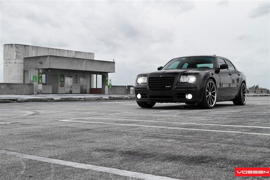 2011 Chrysler 300C photo