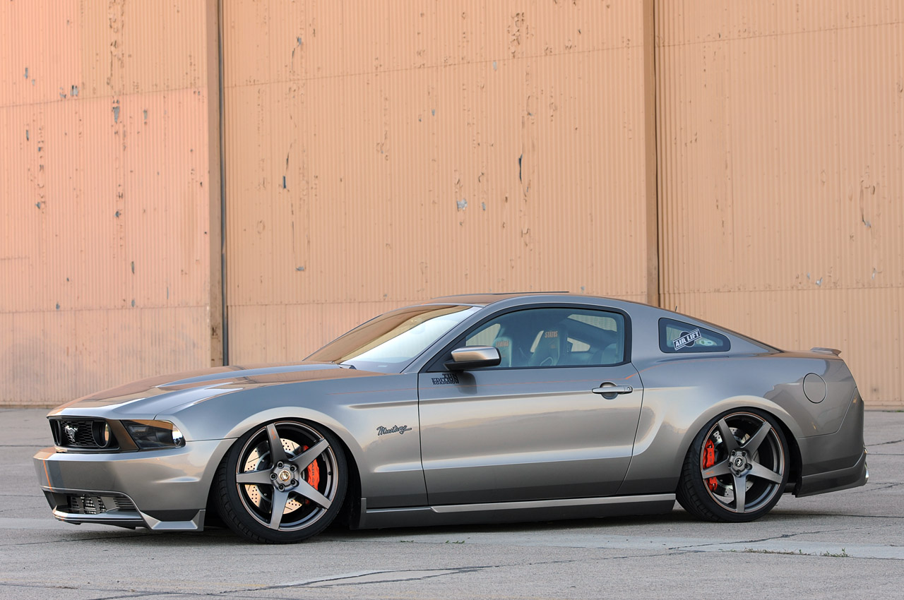 2011 Ford Mustang photo