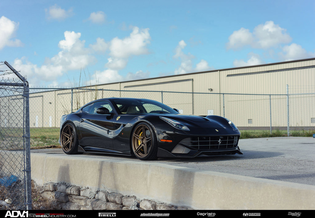 2015 Ferrari F12berlinetta photo