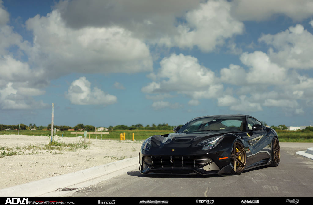 2015 Ferrari F12berlinetta photo