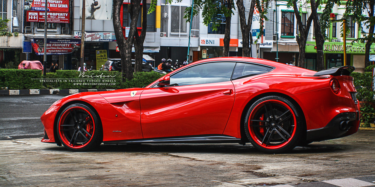 2015 Ferrari F12berlinetta photo