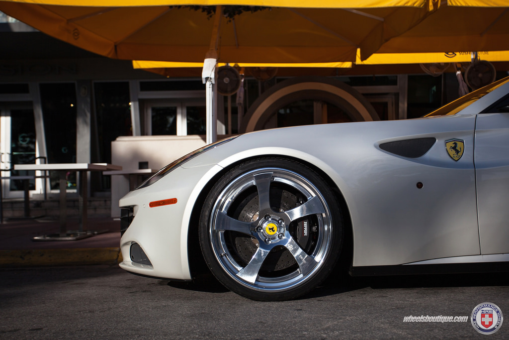 2015 Ferrari FF photo
