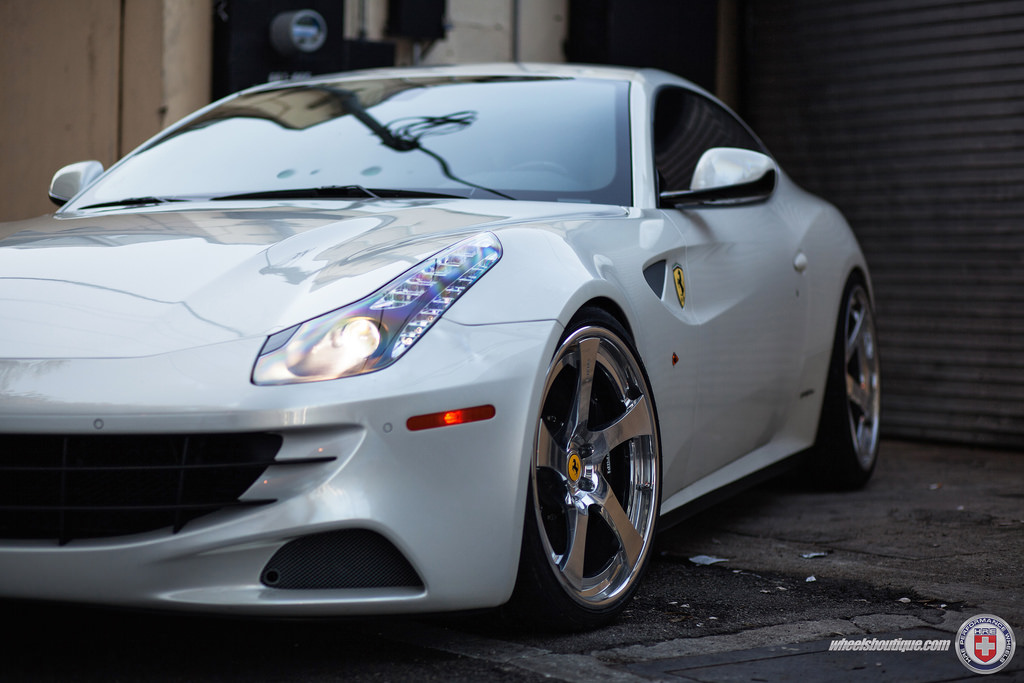 2015 Ferrari FF photo