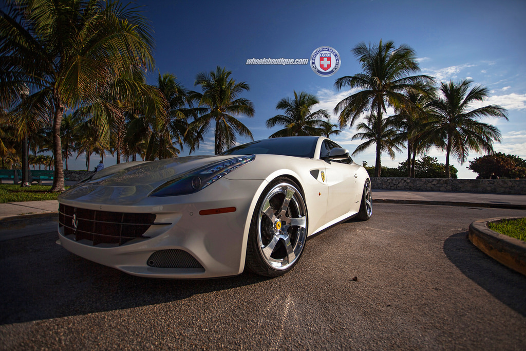 2015 Ferrari FF photo