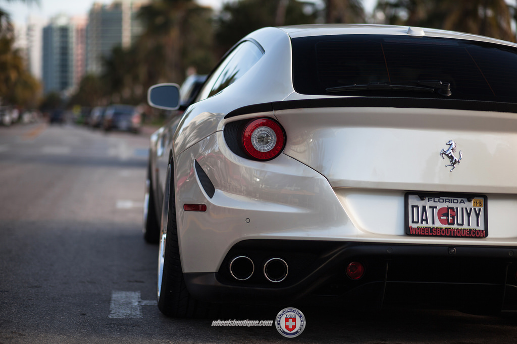 2015 Ferrari FF photo