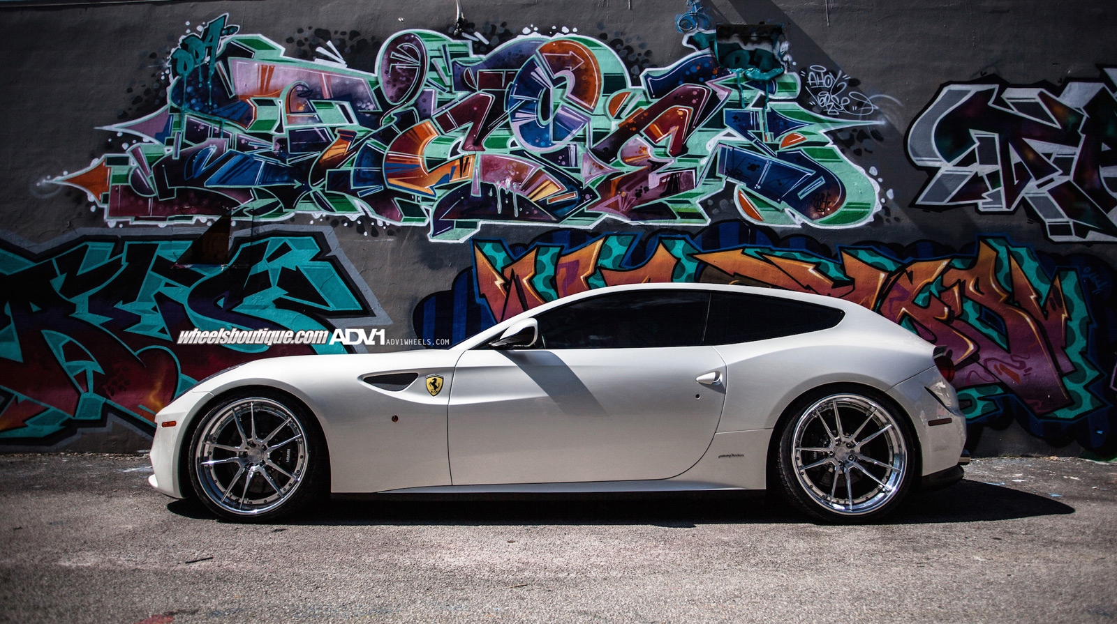 2015 Ferrari FF photo