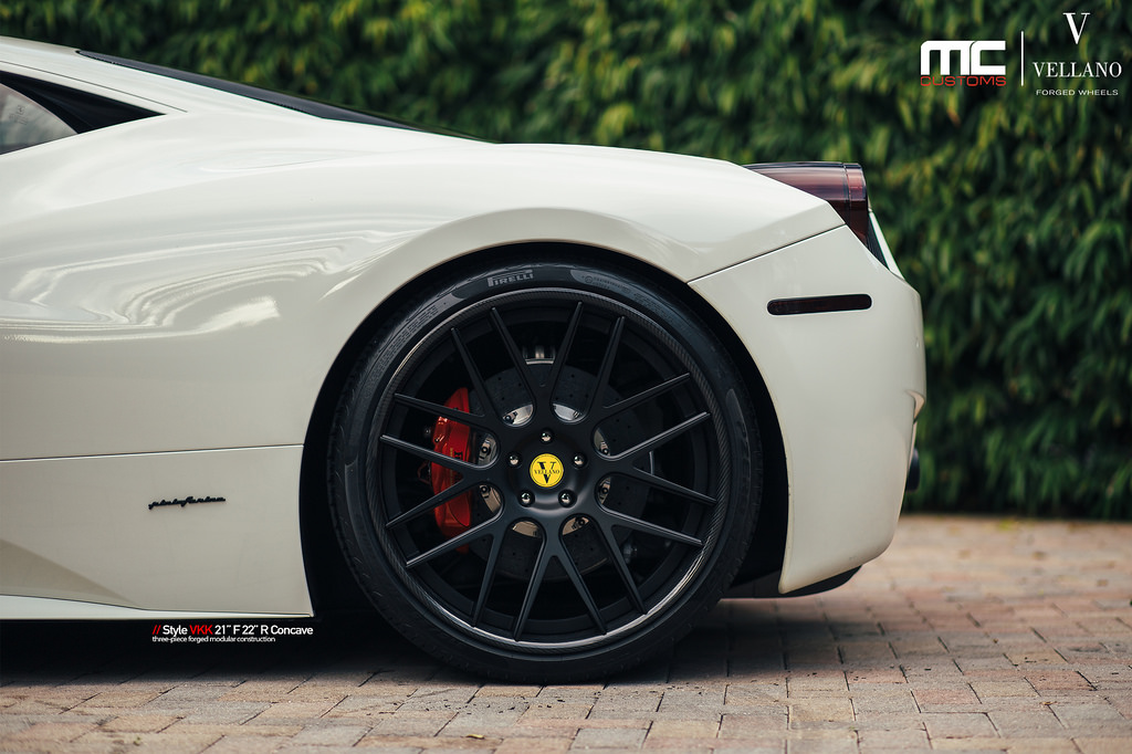 2015 Ferrari 458 Italia photo
