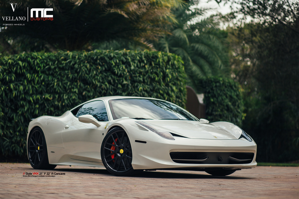 2015 Ferrari 458 Italia photo