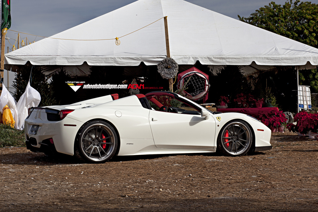 2015 Ferrari 458 Spider photo