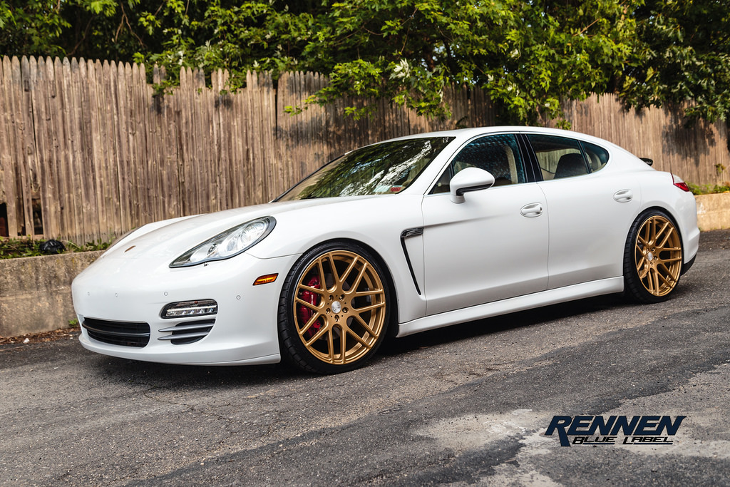 2015 Porsche Panamera photo
