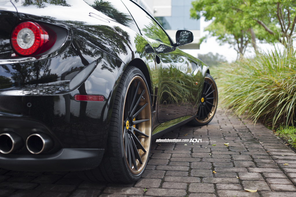 2014 Ferrari FF photo