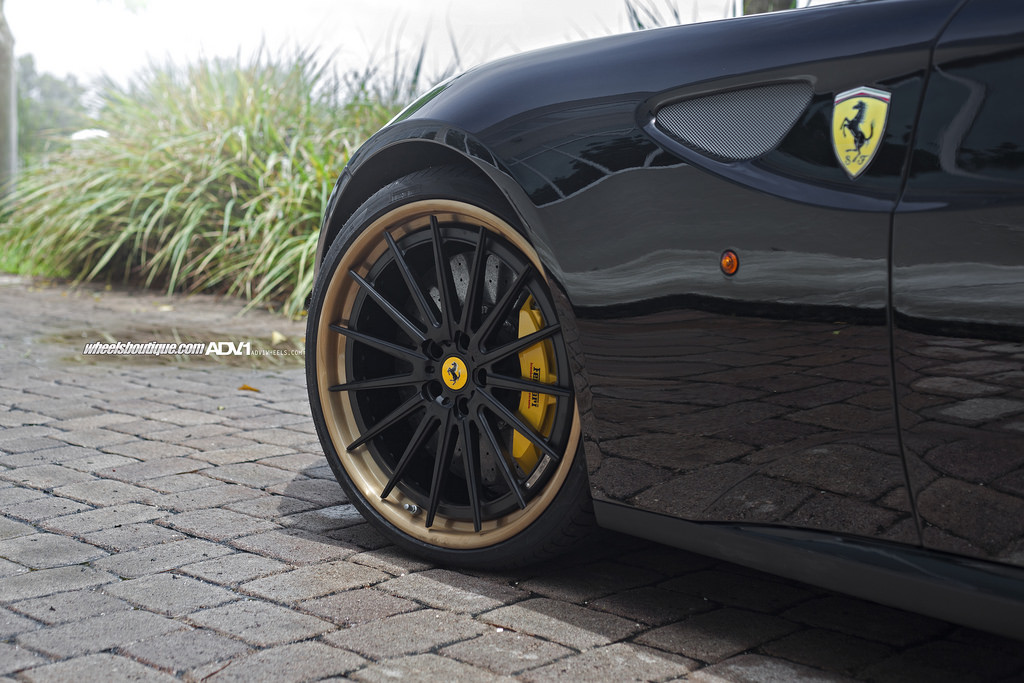 2014 Ferrari FF photo