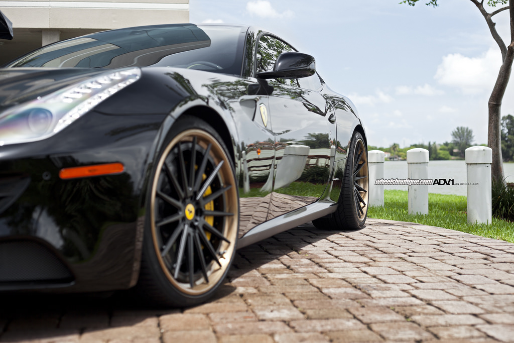 2014 Ferrari FF photo