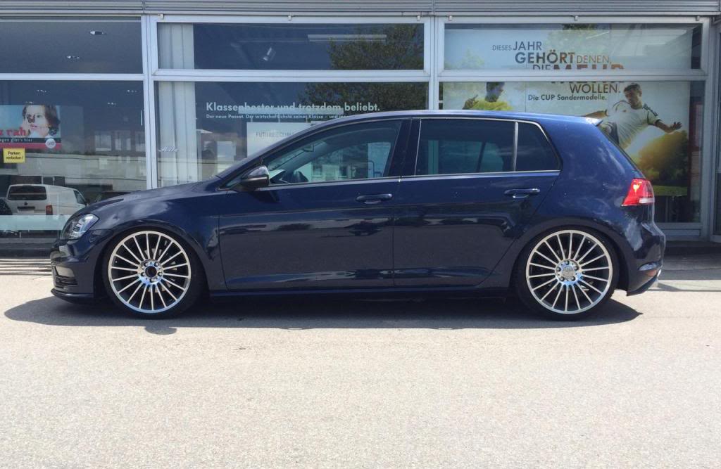2015 Volkswagen Golf GTI photo