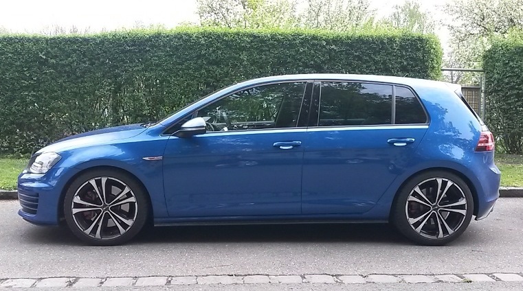 2015 Volkswagen Golf GTI photo