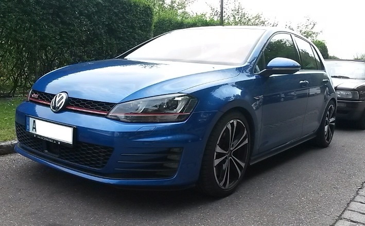 2015 Volkswagen Golf GTI photo