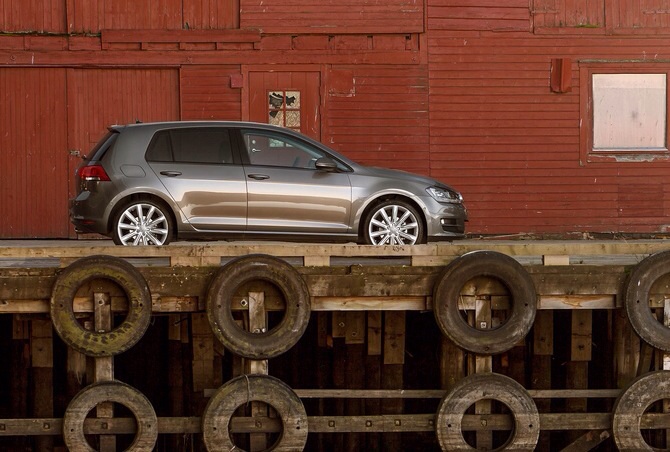 2015 Volkswagen Golf GTI photo