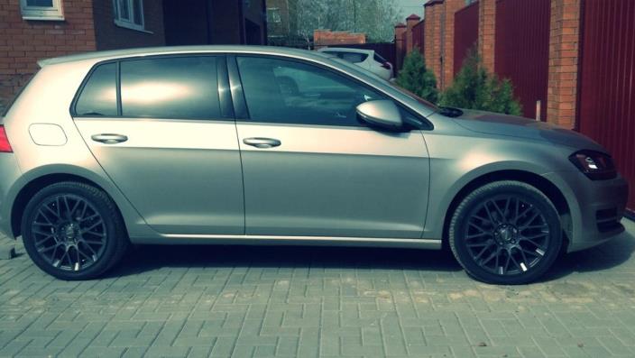 2015 Volkswagen Golf GTI photo