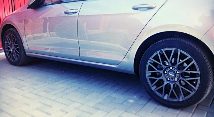 2015 Volkswagen Golf GTI photo