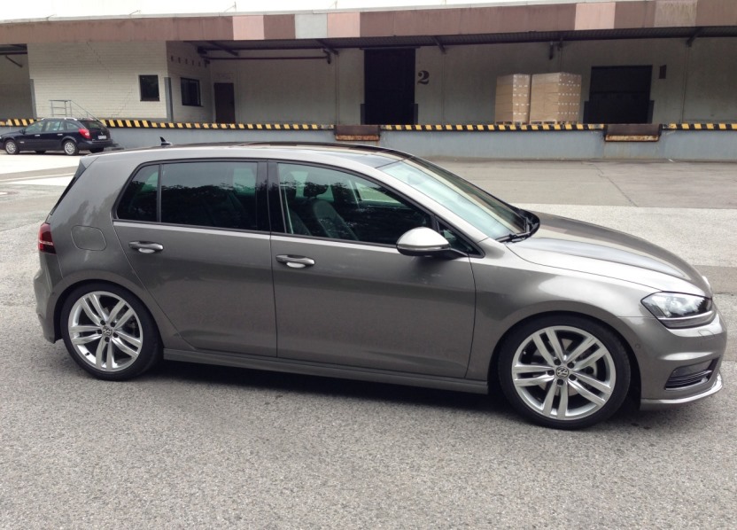 2015 Volkswagen Golf GTI photo
