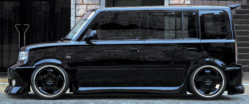2004 Scion xB photo