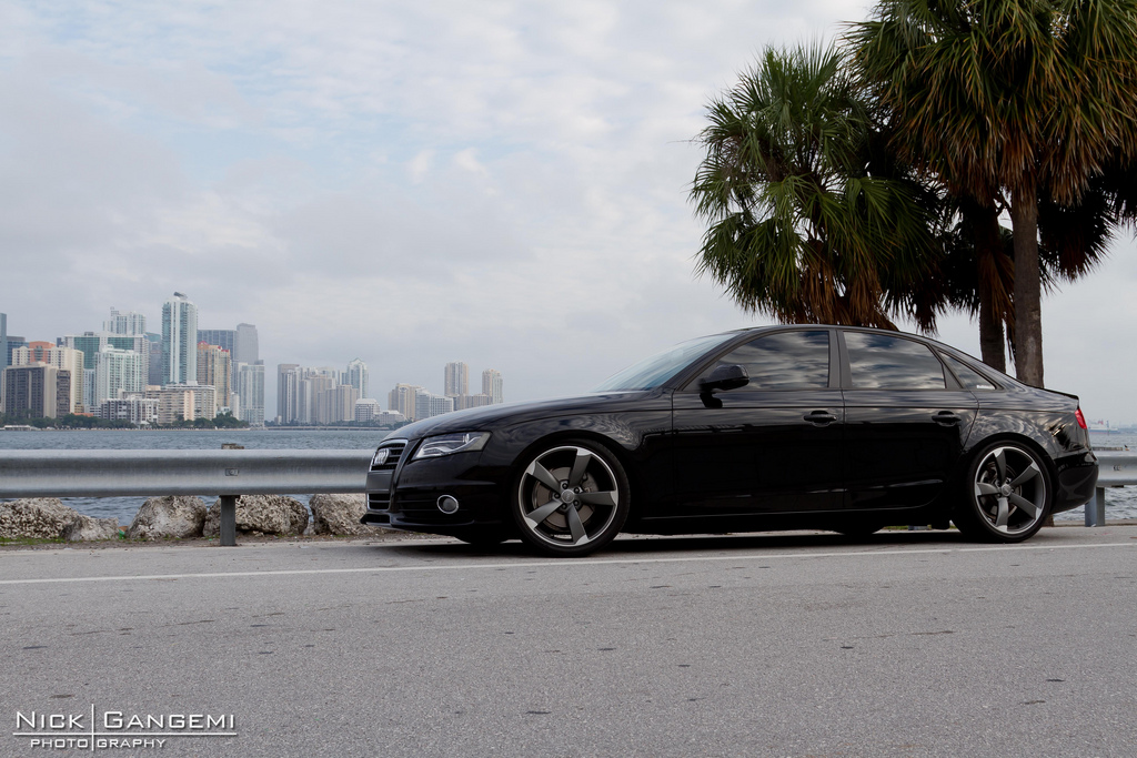 2009 Audi A4 photo