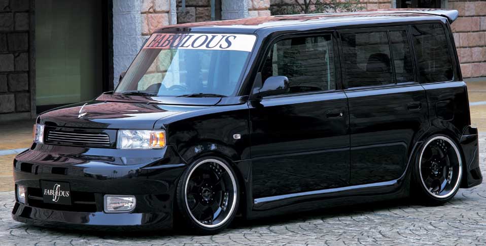 2004 Scion xB photo
