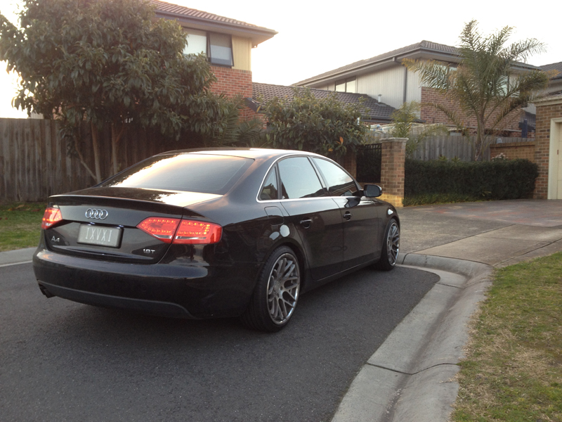 2010 Audi A4 photo