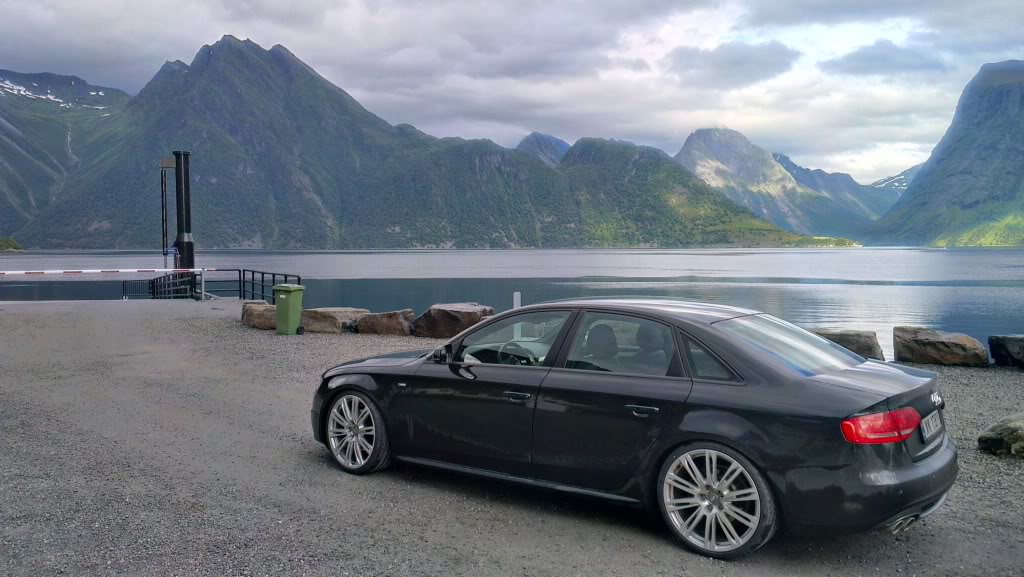 2011 Audi A4 photo