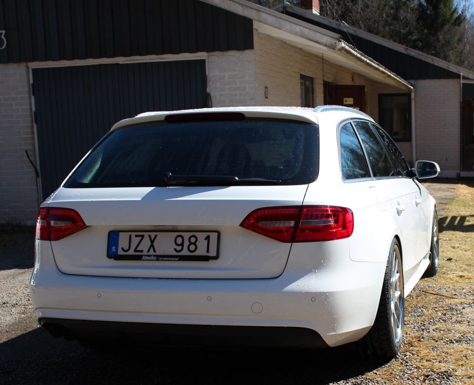 2012 Audi A4 photo
