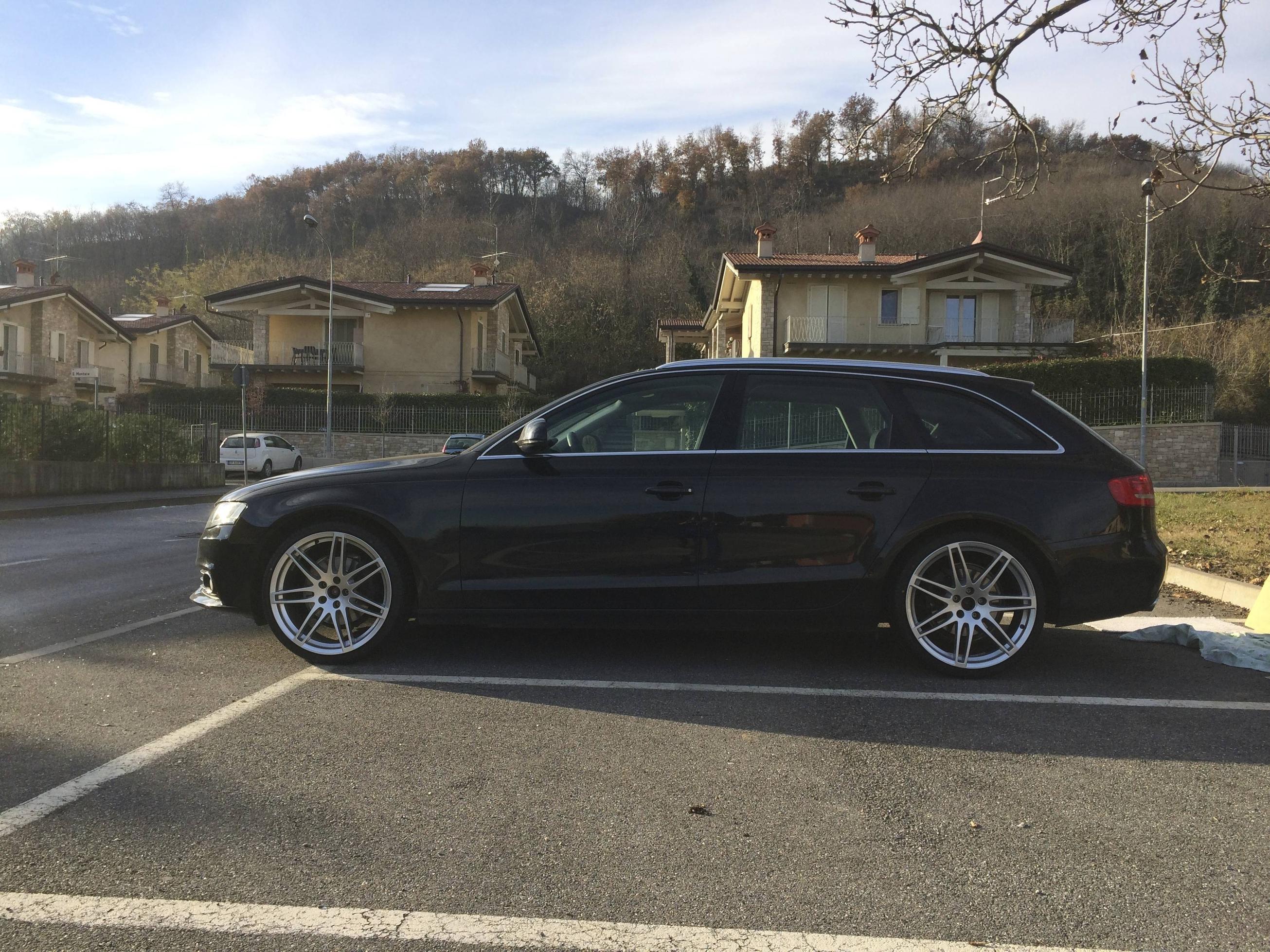 2010 Audi A4 photo