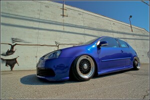 Volkswagen  R32