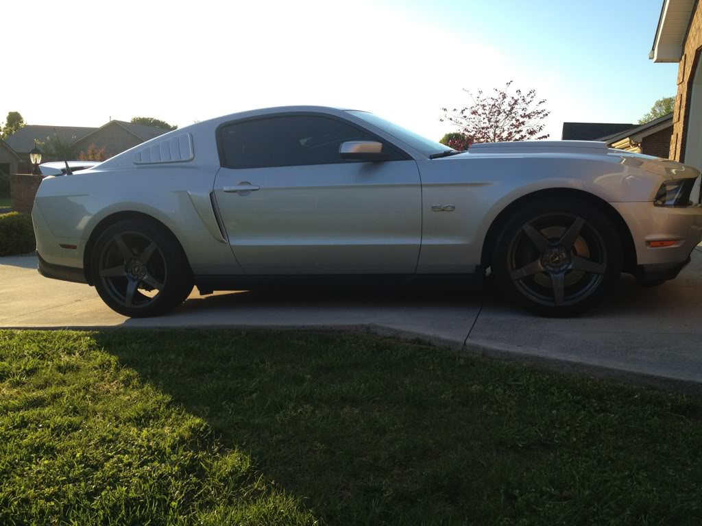2012 Ford Mustang photo