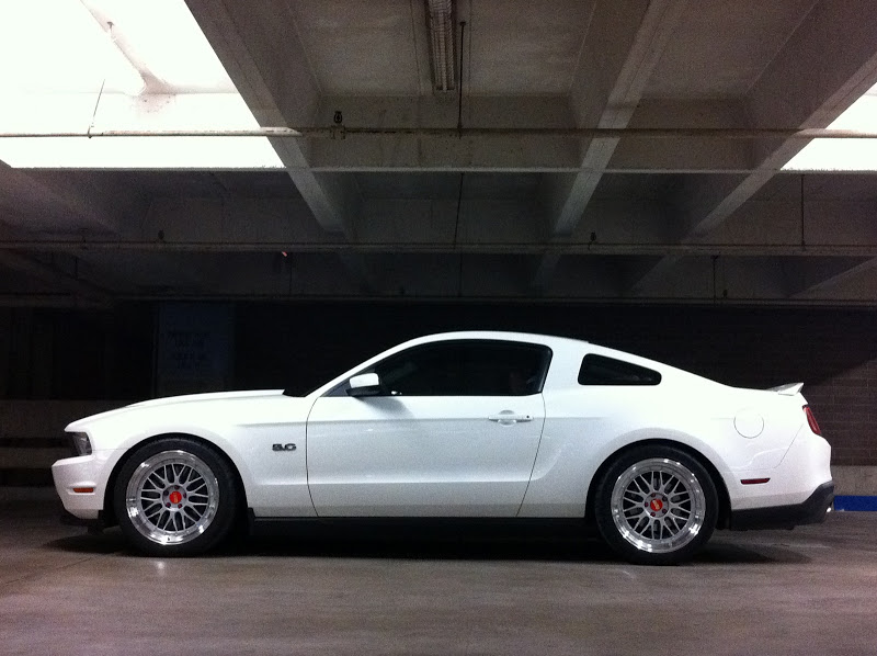 2012 Ford Mustang photo