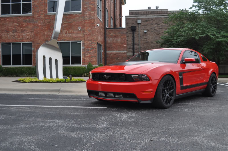 2012 Ford Mustang photo