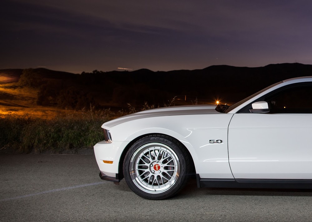 2012 Ford Mustang photo
