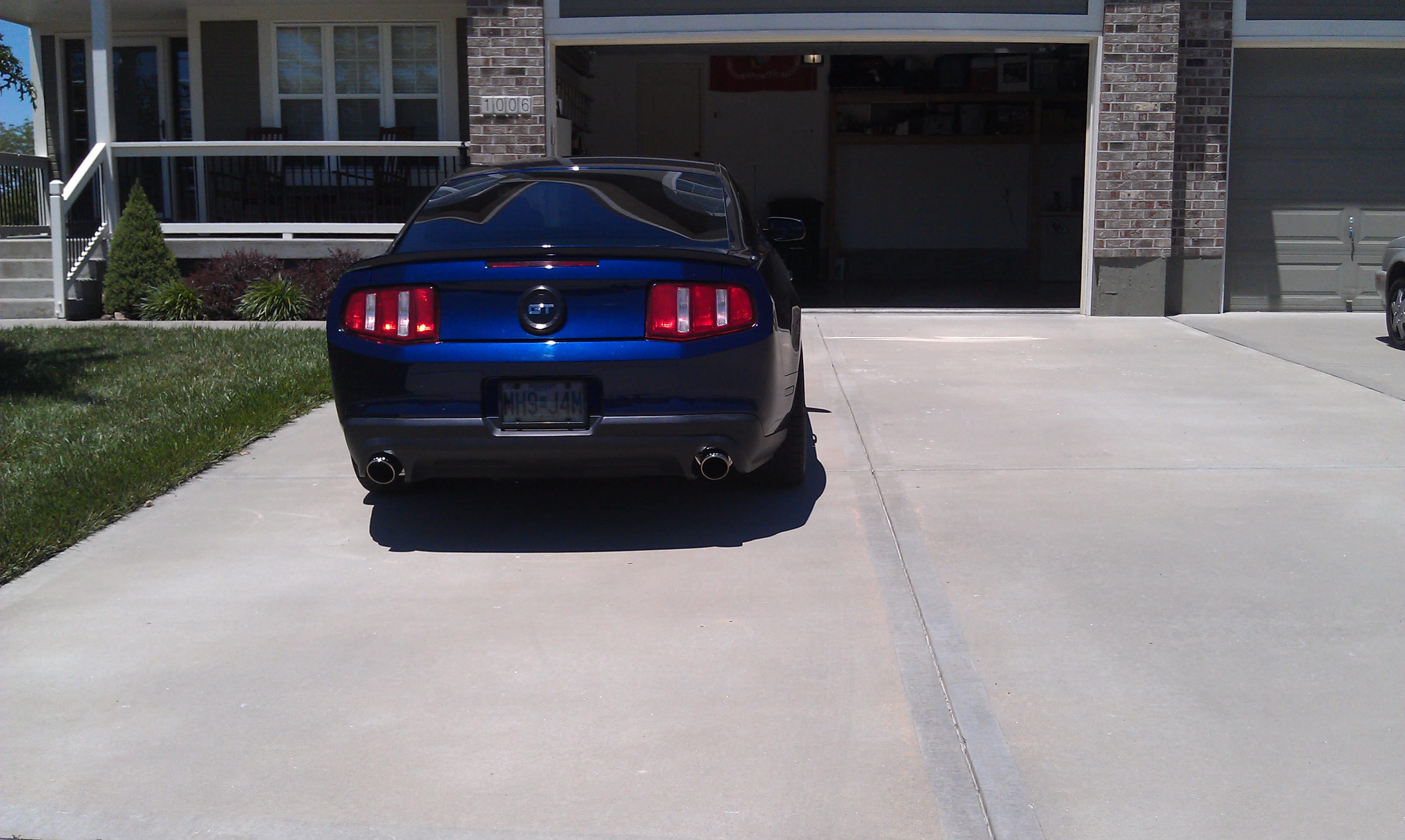2012 Ford Mustang photo
