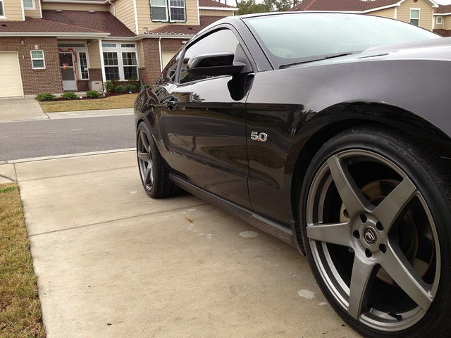 2011 Ford Mustang photo