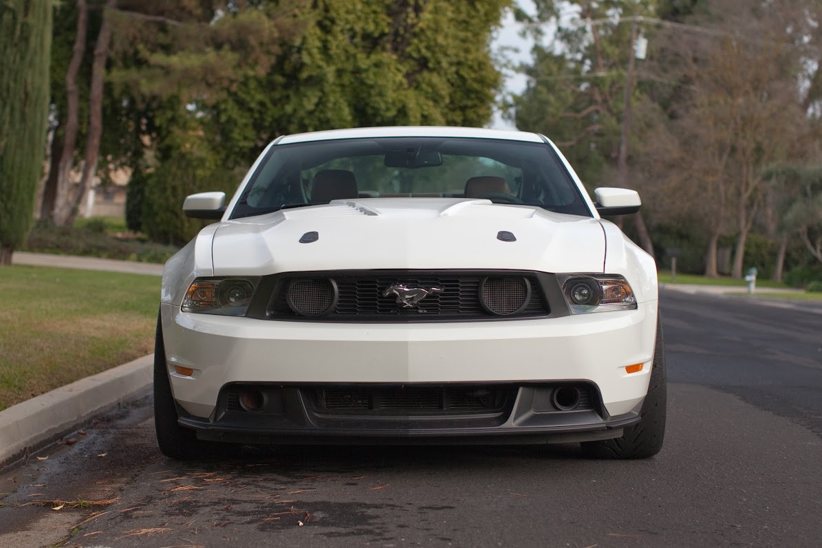 2012 Ford Mustang photo