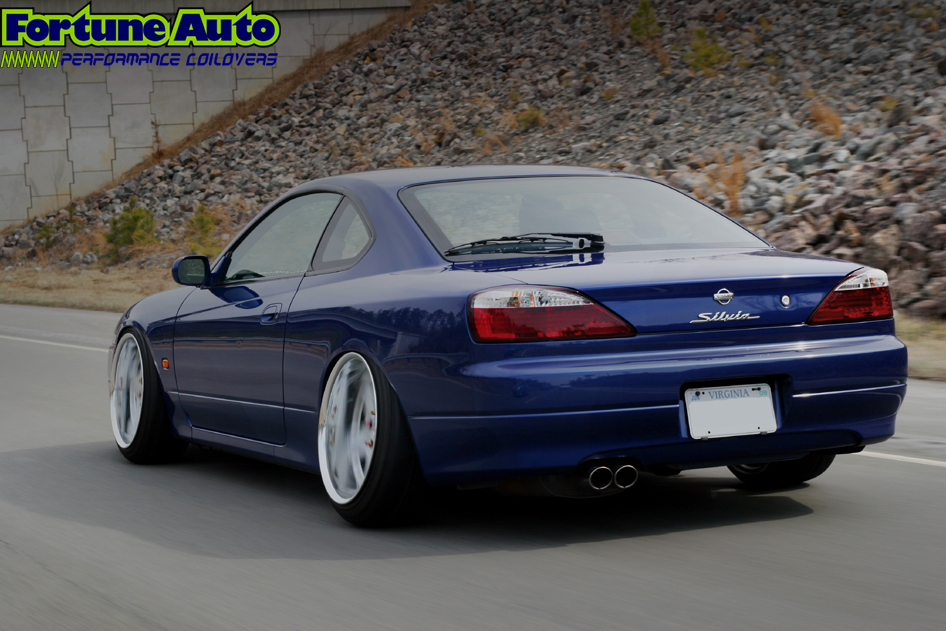 2001 Nissan S15 photo