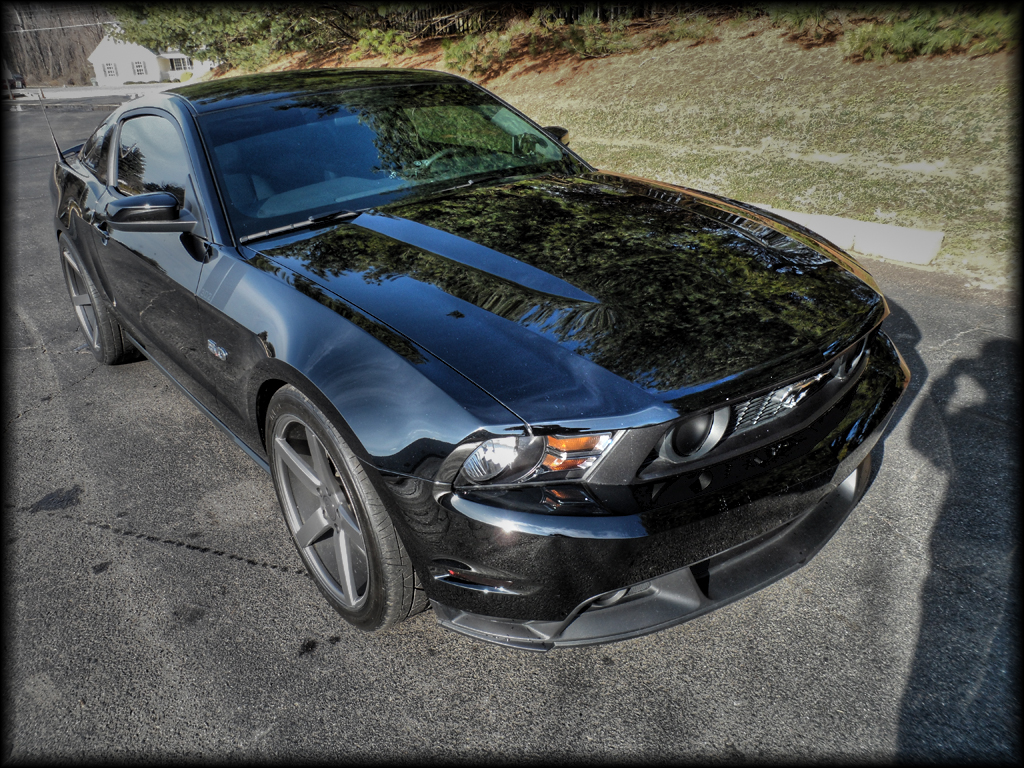2012 Ford Mustang photo