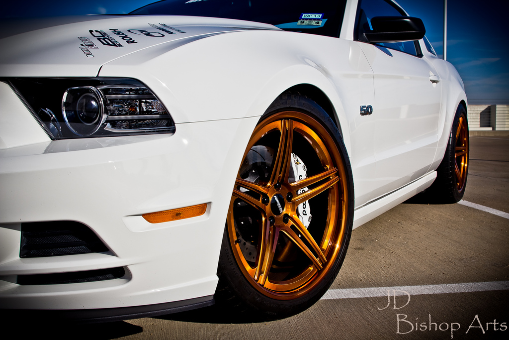 2013 Ford Mustang photo