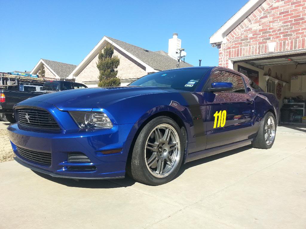 2011 Ford Mustang photo