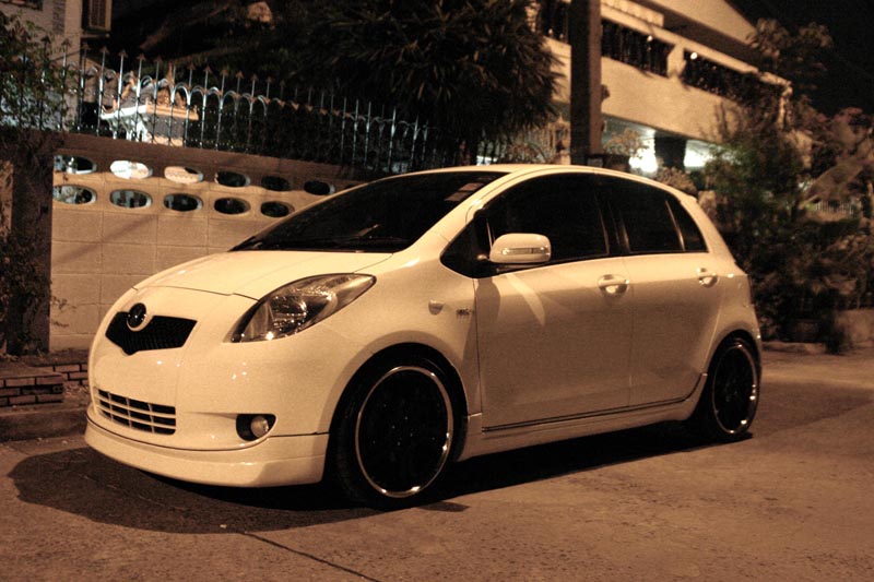 2007 Toyota Yaris photo