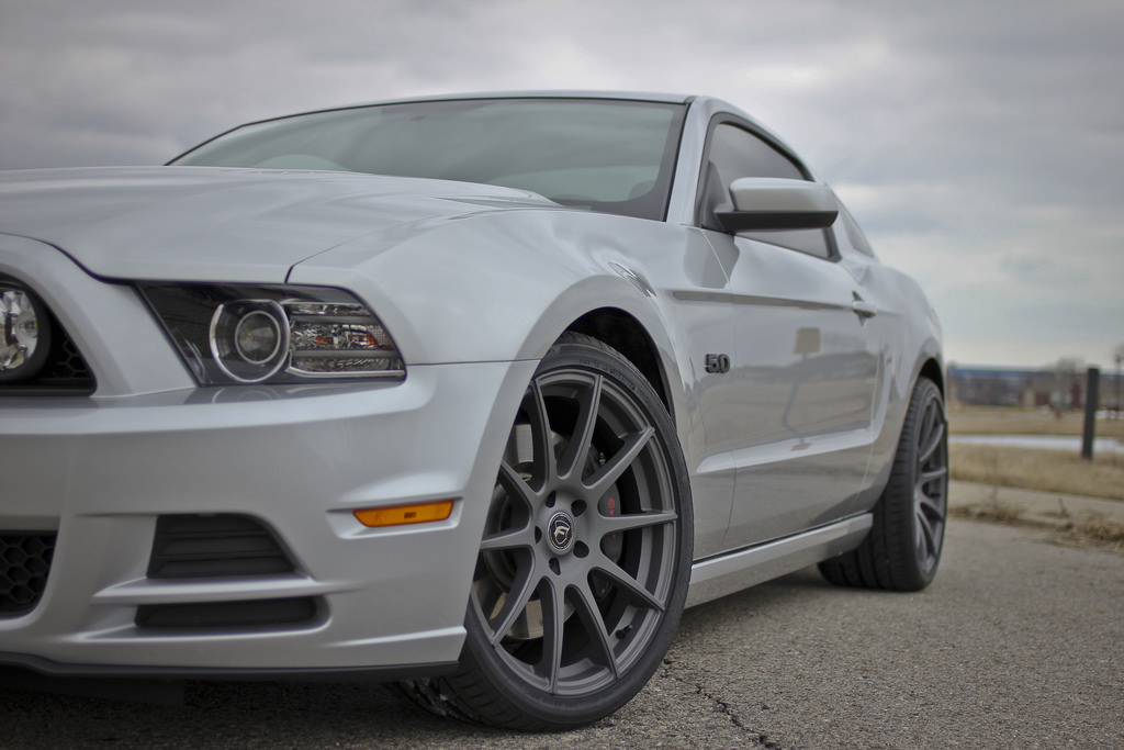 2012 Ford Mustang photo