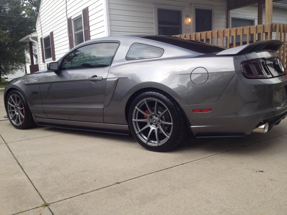 2011 Ford Mustang photo