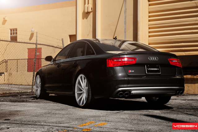 2013 Audi S6 photo