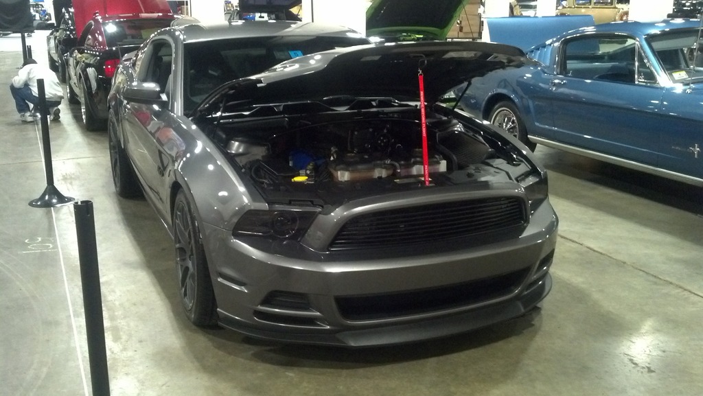 2013 Ford Mustang photo