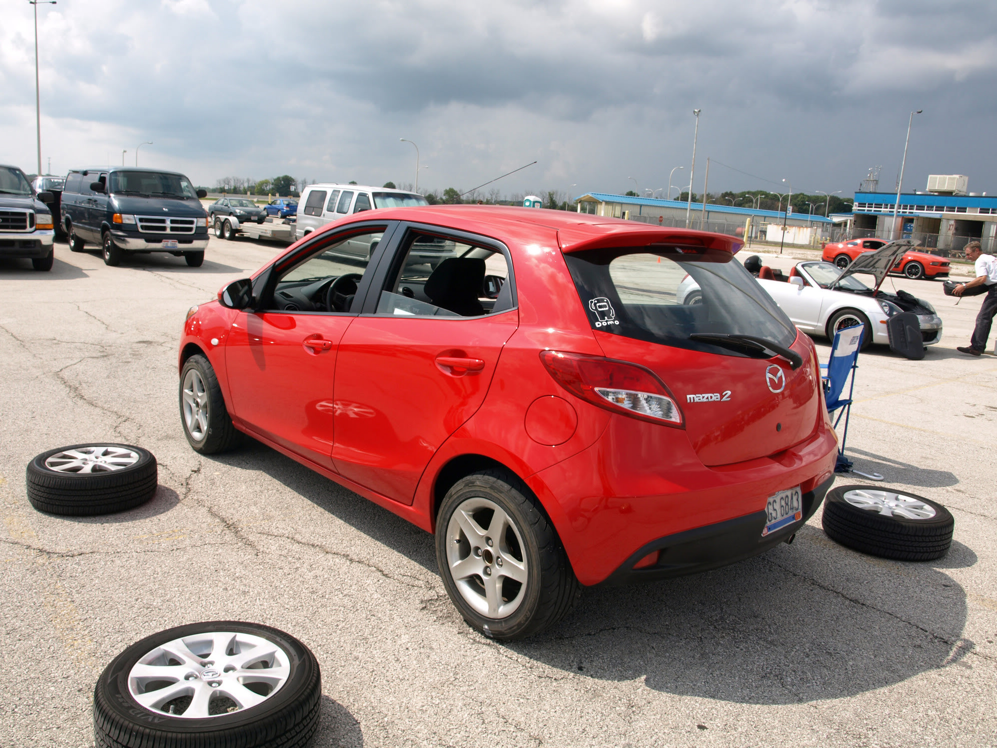 2013 Mazda Mazda2 photo